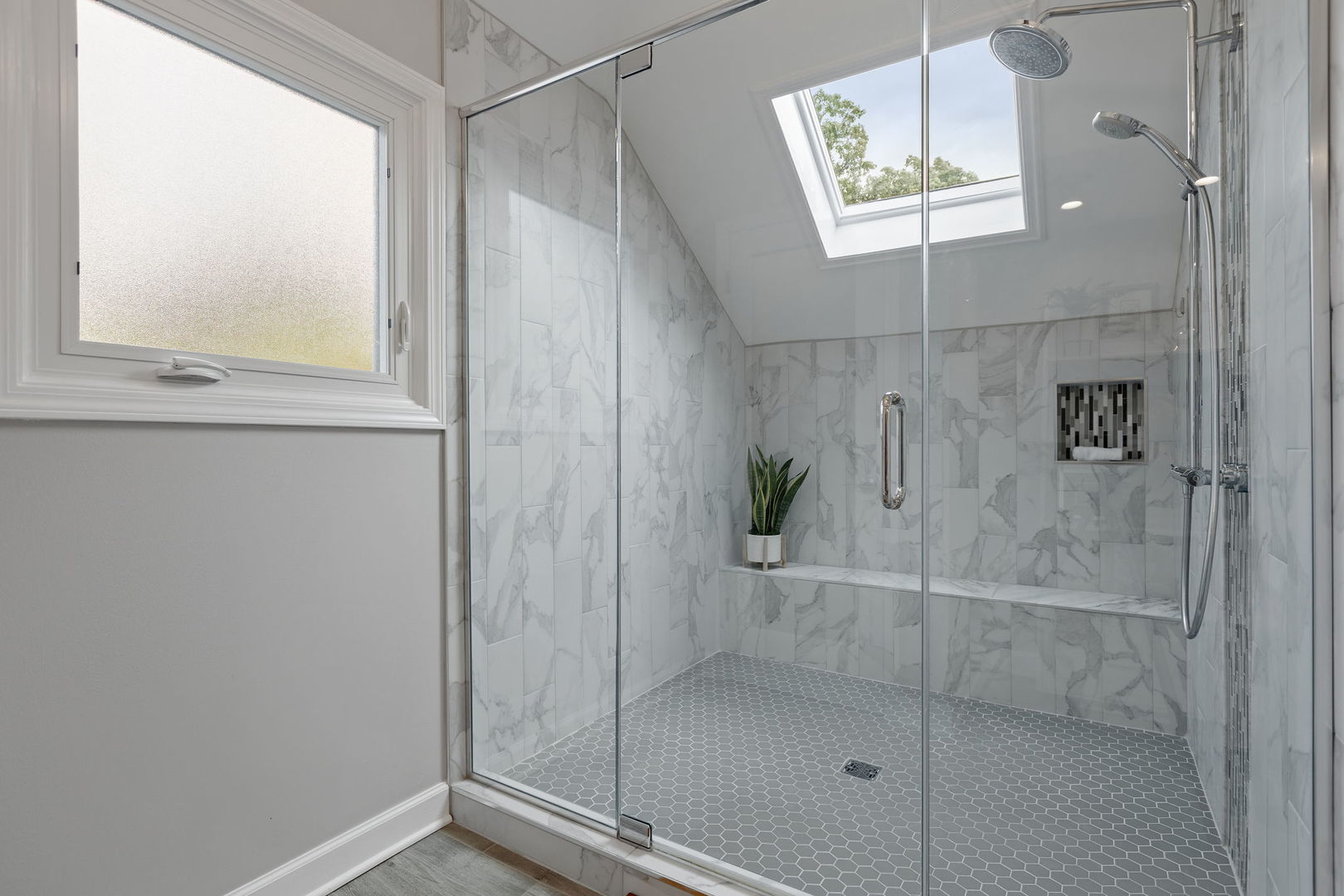 910 Lehigh Circle Naperville, IL 60565 - Photo 23 of 36