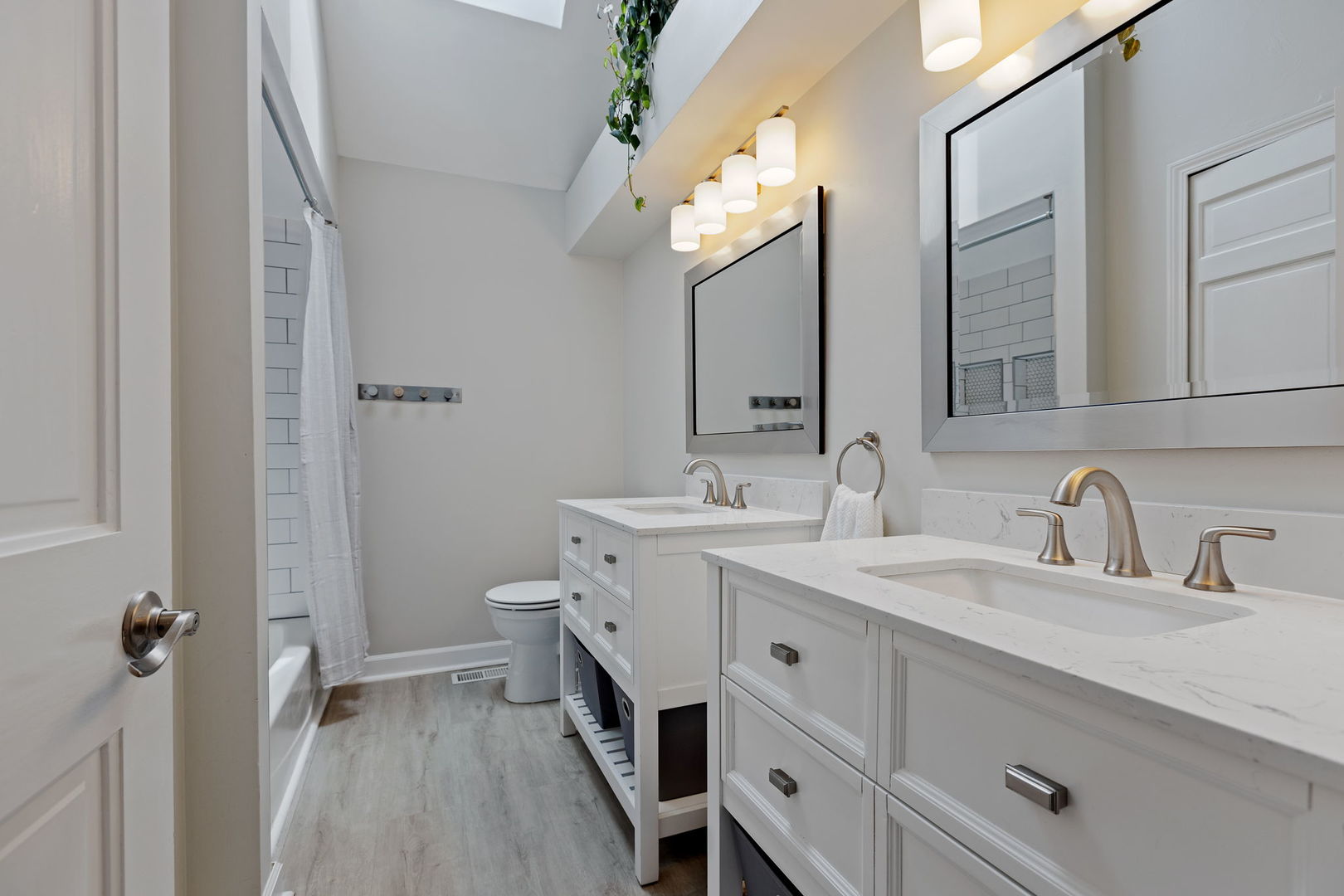 910 Lehigh Circle Naperville, IL 60565 - Photo 30 of 36