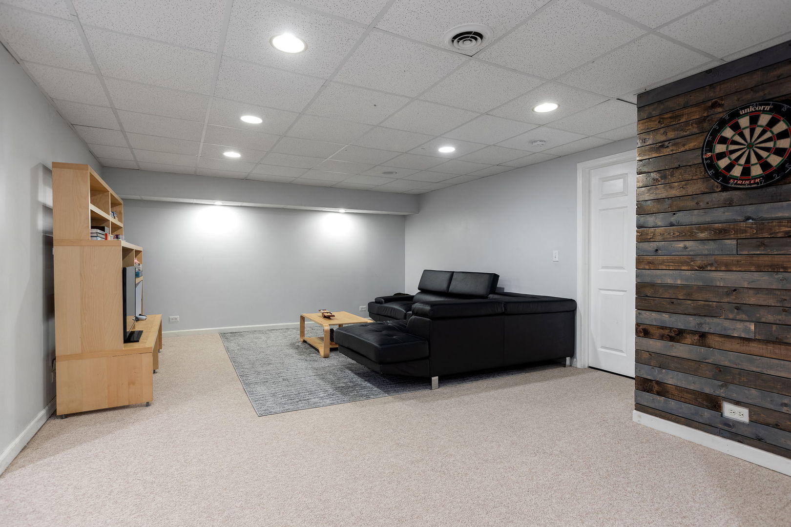 910 Lehigh Circle Naperville, IL 60565 - Photo 31 of 36