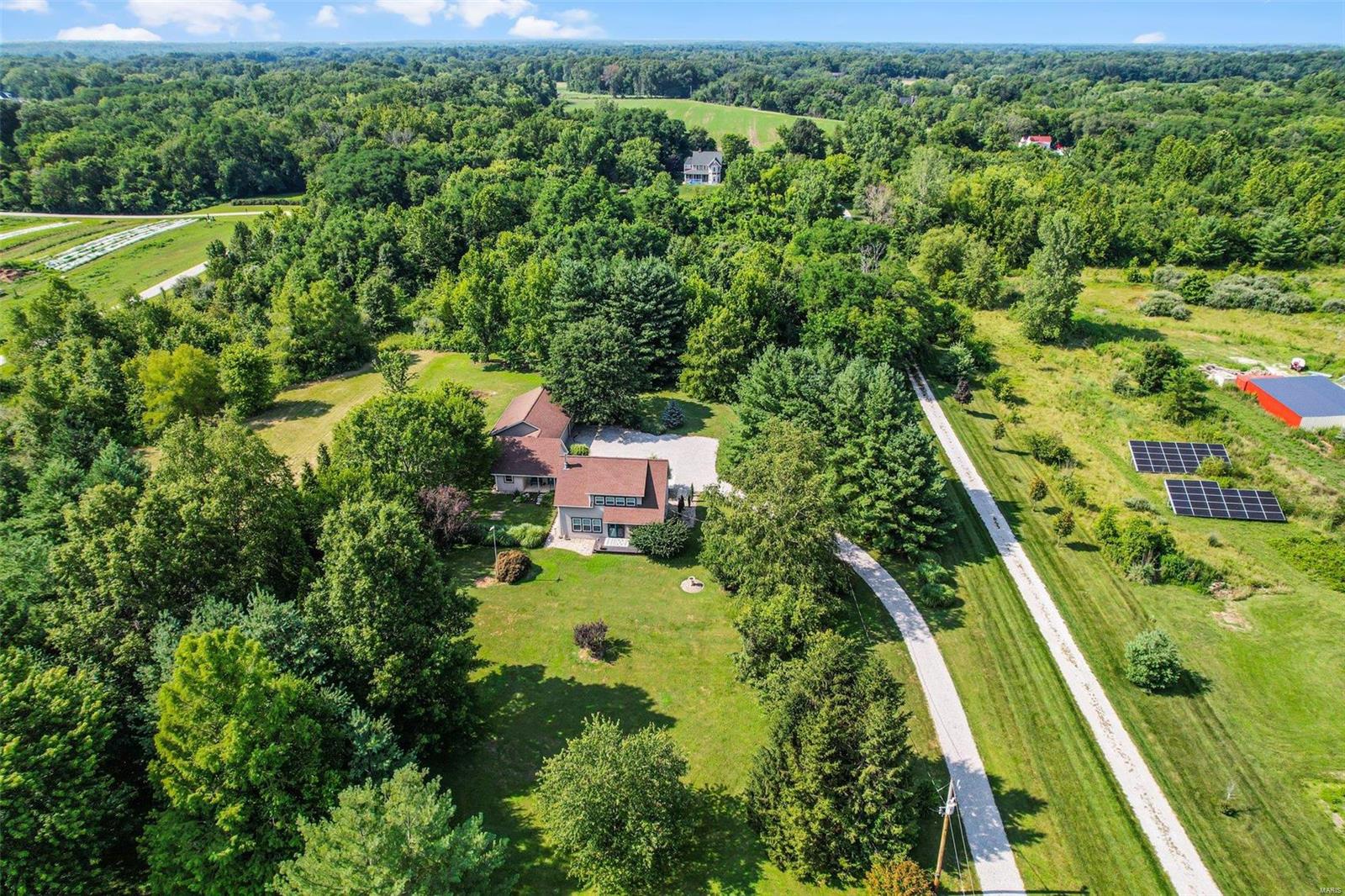 7427 Pin Oak Road Edwardsville, IL 62025 - Photo 8 of 39
