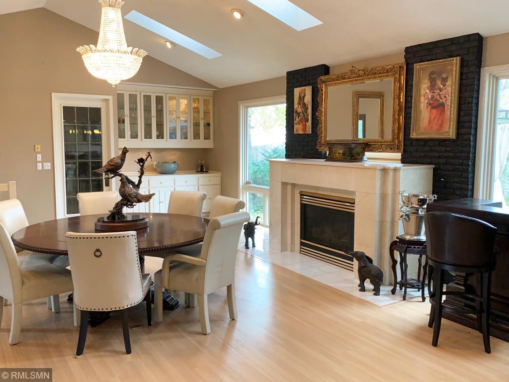 167 Gleahaven Road Wayzata, MN 55391 - Photo 3 of 18 Gallery Image 3