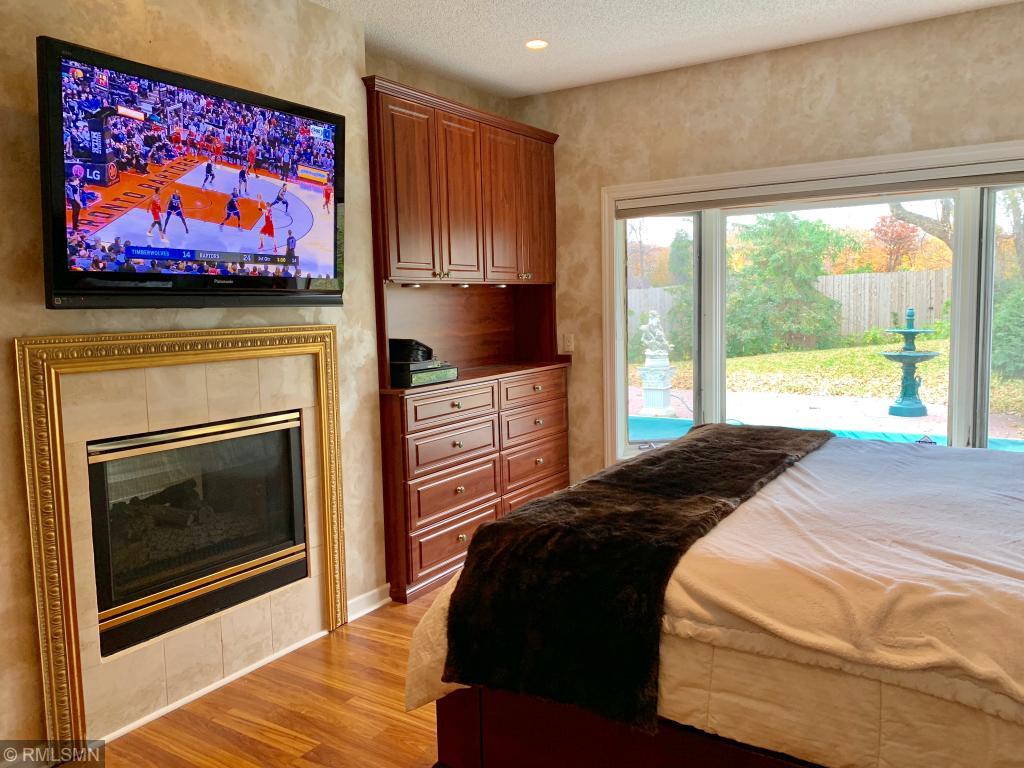 167 Gleahaven Road Wayzata, MN 55391 - Photo 10 of 18 Gallery Image 10