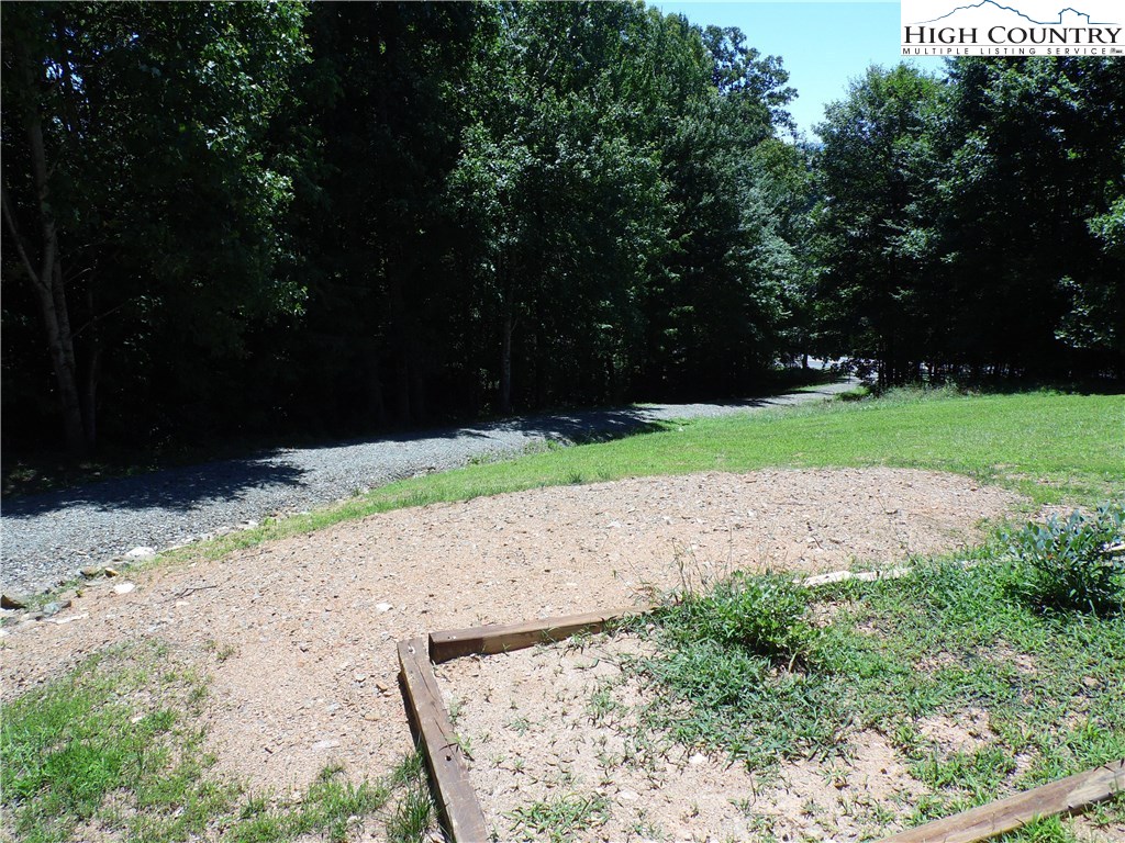 144 Pleasant Home Road Sparta, NC 28675 - Photo 37 of 39 Gallery Image 37