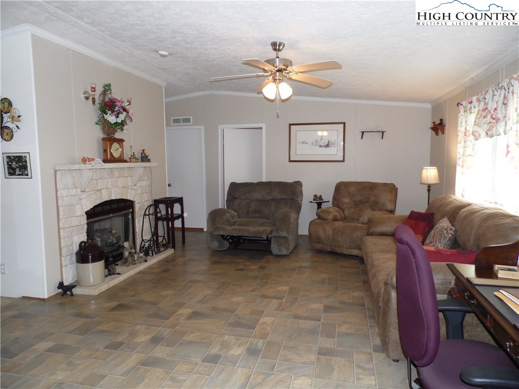 144 Pleasant Home Road Sparta, NC 28675 - Photo 8 of 39 Gallery Image 8