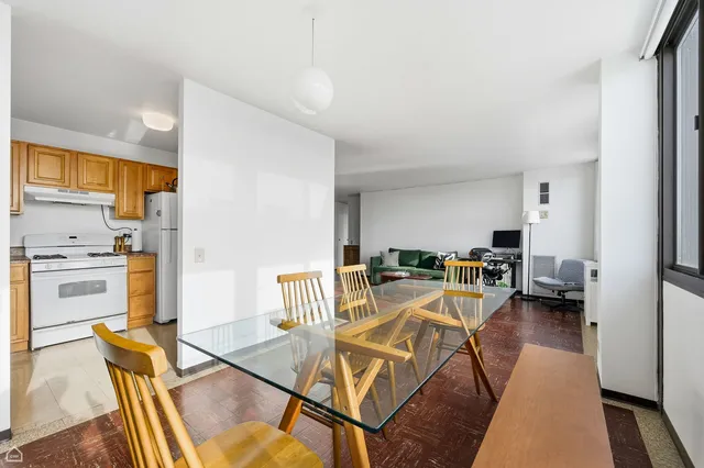 $37,500 | 4850 South Lake Park Avenue, Unit 1403, Chicago, IL 60615