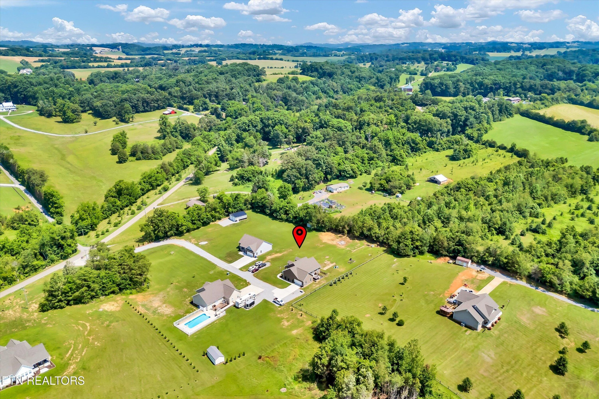 4806 Salem Road Greenback, TN 37742 - Photo 23 of 31 an aerial view of a residential houses with yard and lake view