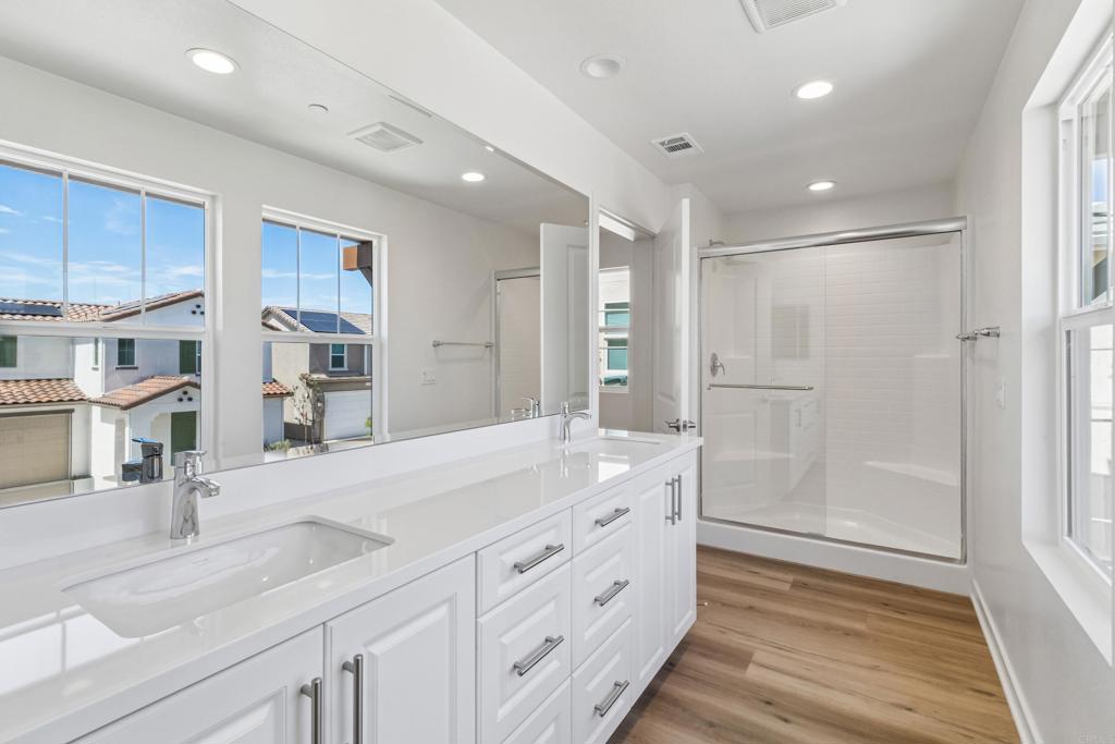 725 Kingbird Loop Oceanside, CA 92058 - Photo 19 of 61 Gallery Image 19