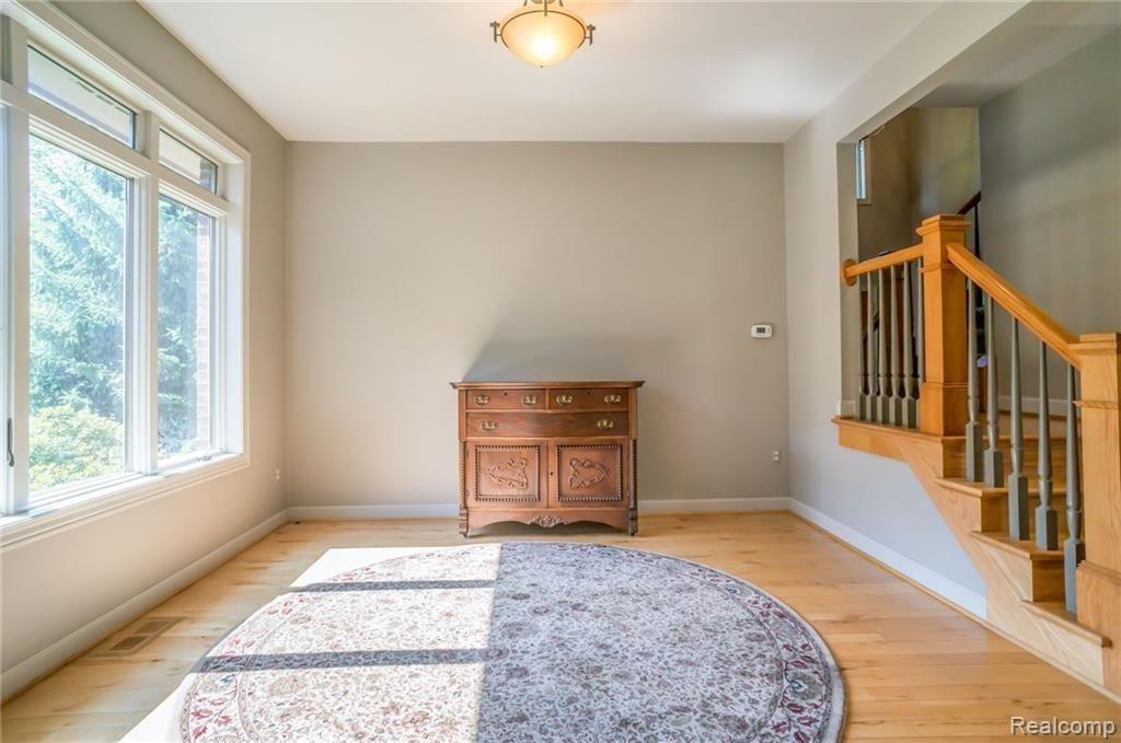 7605 Devins Ridge Clarkston, MI 48348 - Photo 8 of 37 GetMedia.ashx-9