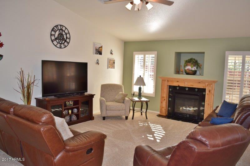 613 Boulder Ridge Road Payson, AZ 85541 - Photo 5 of 34 Living Room (2)