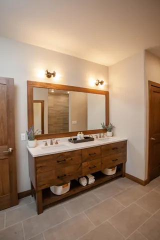 $929,900 | 6448 Sun Valley Boulevard, Horace, ND 58047