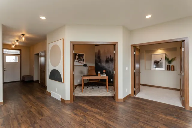 $929,900 | 6448 Sun Valley Boulevard, Horace, ND 58047