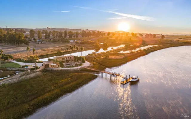 $7,995,000 | 6614 Lakeville Highway, Petaluma, CA 94954