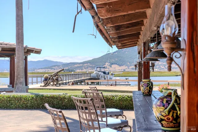 $7,995,000 | 6614 Lakeville Highway, Petaluma, CA 94954