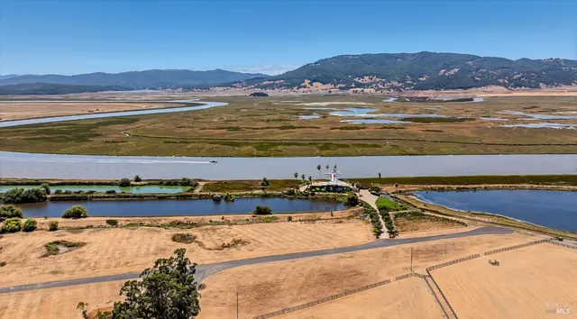 $7,995,000 | 6614 Lakeville Highway, Petaluma, CA 94954
