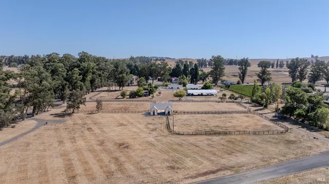 $7,995,000 | 6614 Lakeville Highway, Petaluma, CA 94954