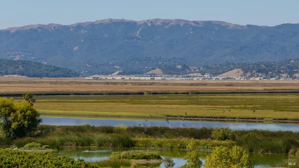 $7,995,000 | 6614 Lakeville Highway, Petaluma, CA 94954