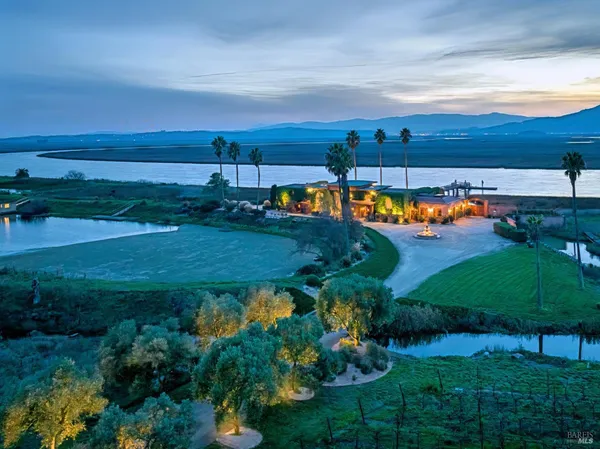 $7,995,000 | 6614 Lakeville Highway, Petaluma, CA 94954