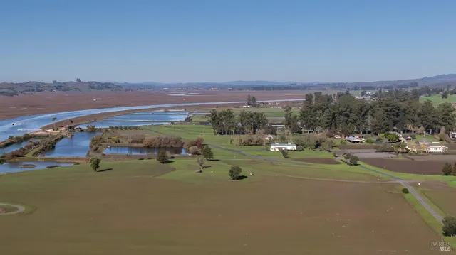 $7,995,000 | 6614 Lakeville Highway, Petaluma, CA 94954