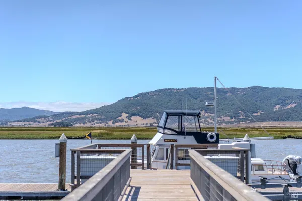 $7,995,000 | 6614 Lakeville Highway, Petaluma, CA 94954