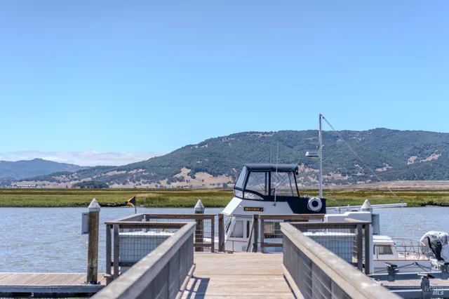 $7,995,000 | 6614 Lakeville Highway, Petaluma, CA 94954