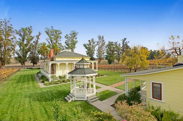 $7,995,000 | 6614 Lakeville Highway, Petaluma, CA 94954