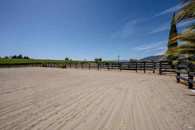 $7,995,000 | 6614 Lakeville Highway, Petaluma, CA 94954