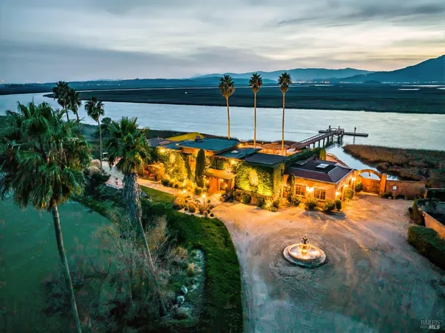 $7,995,000 | 6614 Lakeville Highway, Petaluma, CA 94954