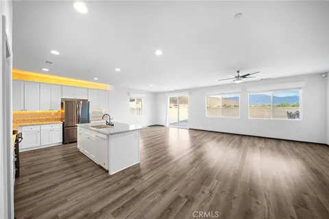 $519,900 | 931 Bordeaux Lane, San Jacinto, CA 92582