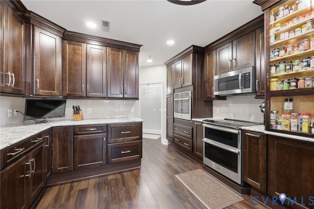 301 Beacon Ridge Drive, Unit 804 Hopewell, VA 23860 - Photo 18 of 53
