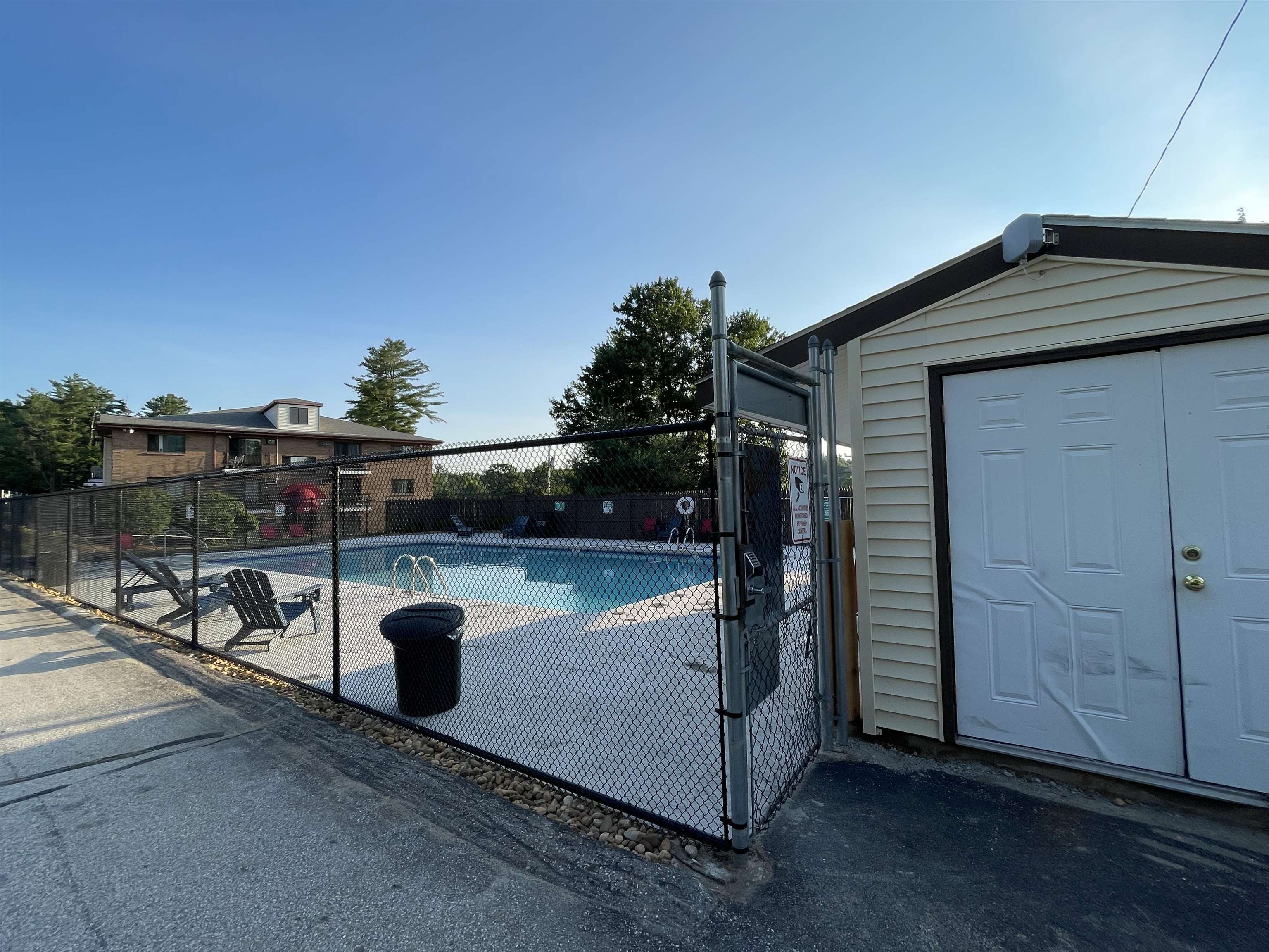 124 Mammoth Road, Unit 21 Hooksett, NH 03106 - Photo 7 of 30
