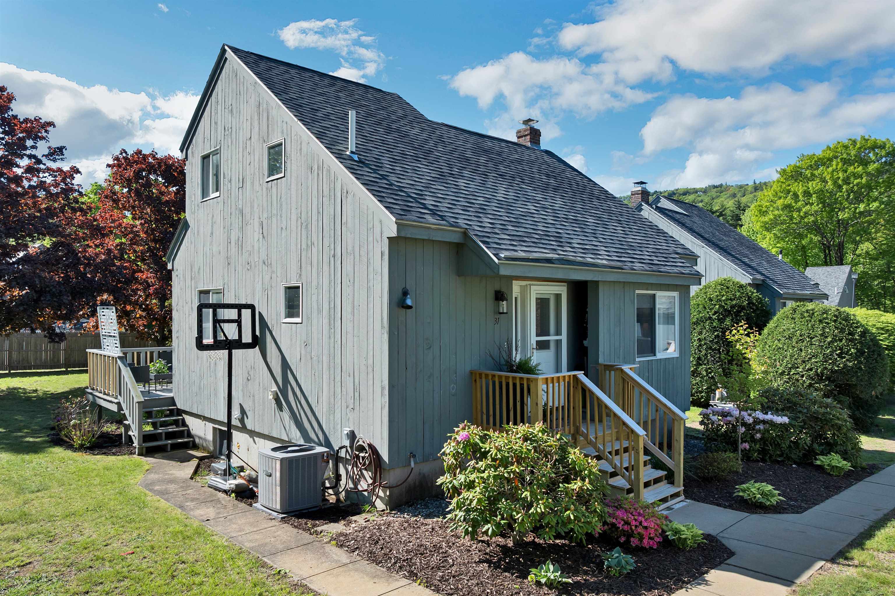 6 Cumberland Road, Unit 31 Gilford, NH 03249 - Photo 35 of 48
