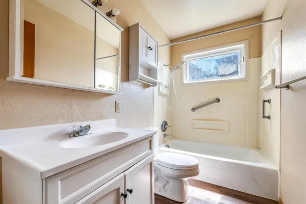 $450,000 | 1801 Mason Street, New Holstein, WI 53061