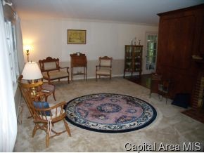 2025 Cherry Road Springfield, IL 62704 - Photo 3 of 10