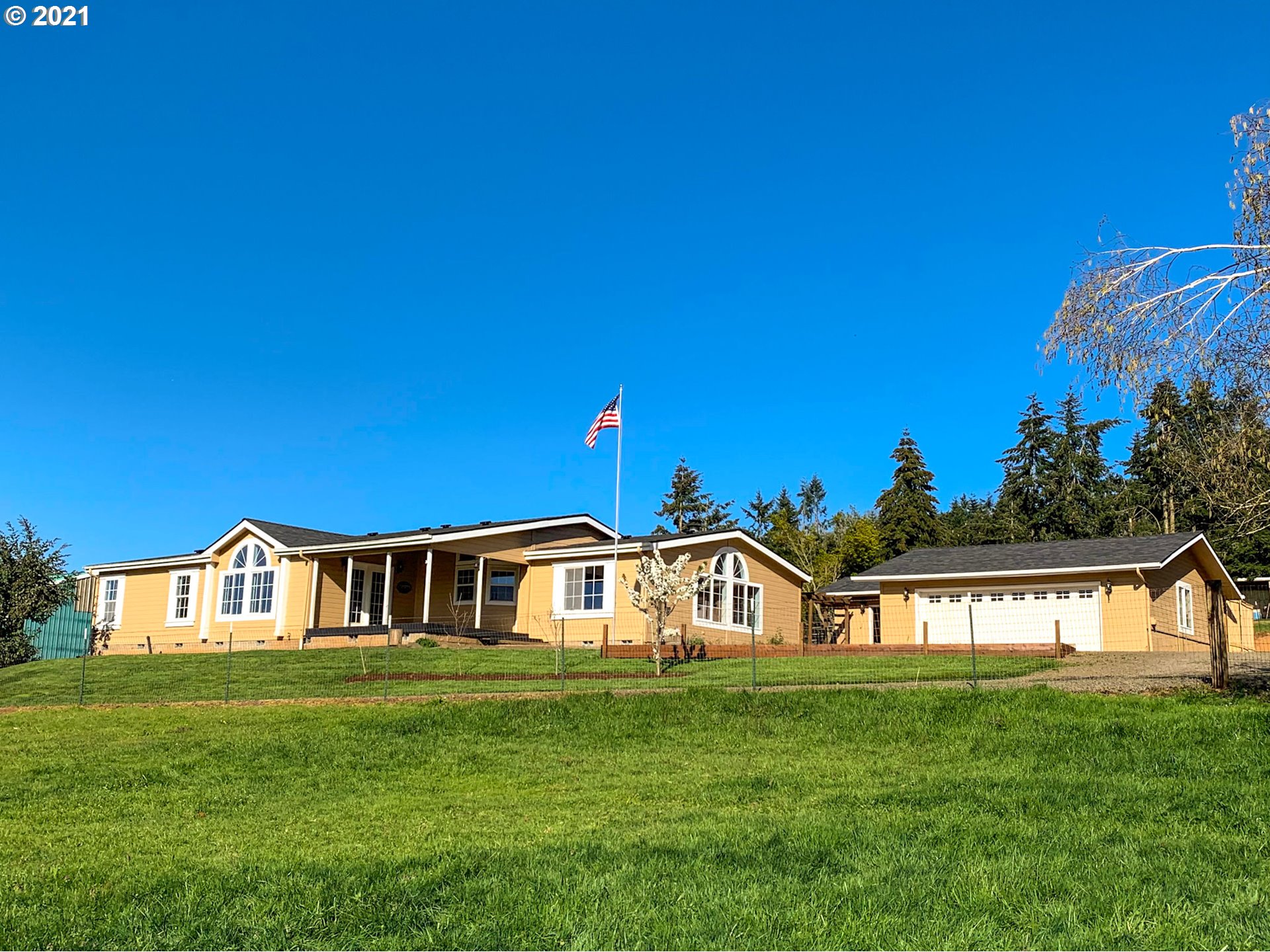 9961 South Maple Grove Road Molalla, OR 97038 - Photo 1 of 24
