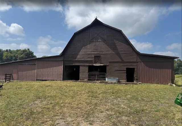 $799,000 | 4536 North Richard Cart Road, Deputy, IN 47230