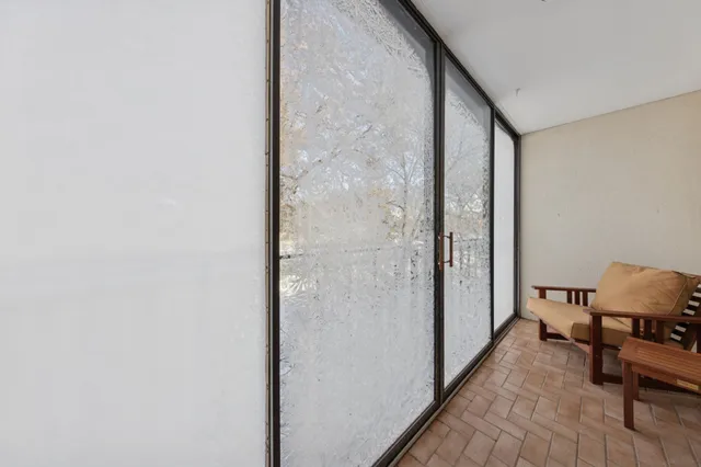 $205,000 | 10 Windsor Court, Unit 311, New Brighton, MN 55112