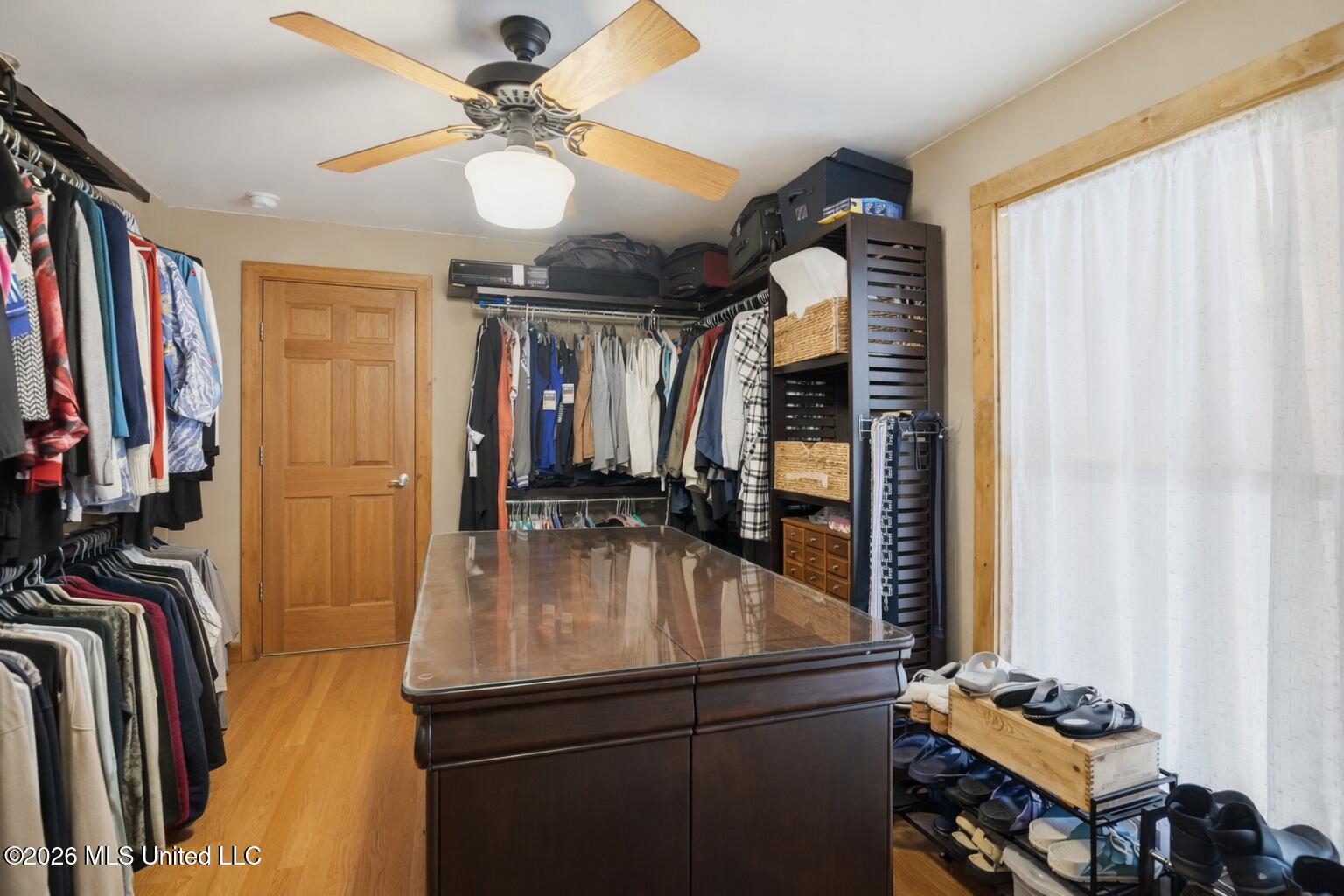 24203 Bilbo Road Vancleave, MS 39565 - Photo 23 of 37 primary bed room closet