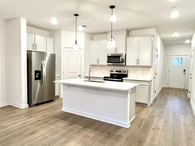 $2,300 | 7148 Cedarcrest Court, Fairview, TN 37062