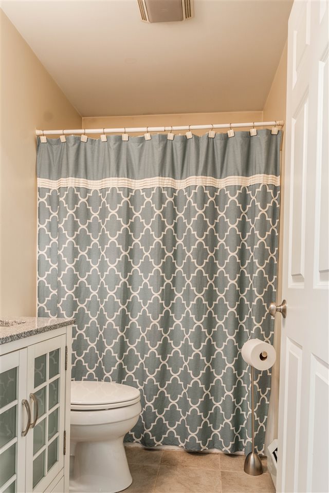 547 Raymond Road Candia, NH 03034 - Photo 14 of 33