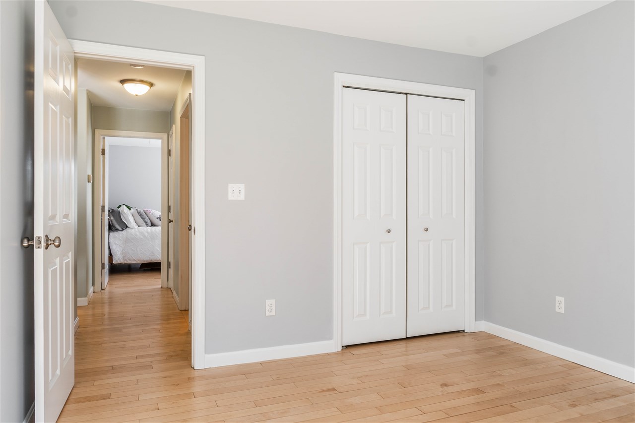 547 Raymond Road Candia, NH 03034 - Photo 15 of 33