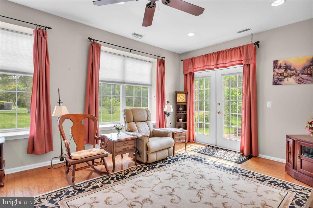 62 Mayfair Road Southampton, NJ 08088 - Photo 12 of 28