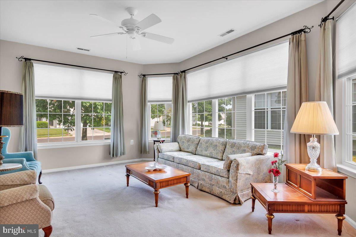 62 Mayfair Road Southampton, NJ 08088 - Photo 5 of 28