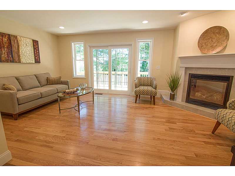 1209 Centerville Road, Unit 8 Warwick, RI 02886 - Photo 11 of 21 Living Room.