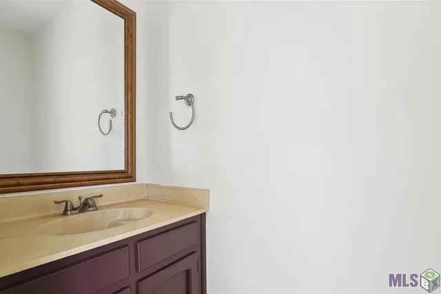 $1,400 | 133 Bon Temps Roule, Unit 5C, Mandeville, LA 70471