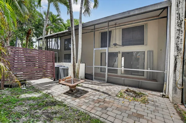 $3,200 | 243 Northwest 45th Avenue, Unit 243, Deerfield Beach, FL 33442