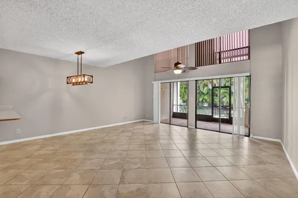 $3,200 | 243 Northwest 45th Avenue, Unit 243, Deerfield Beach, FL 33442
