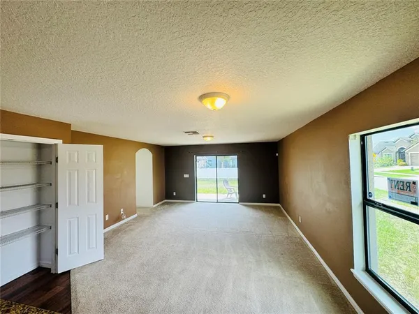 $1,950 | 1090 Woodlark Drive, Haines City, FL 33844