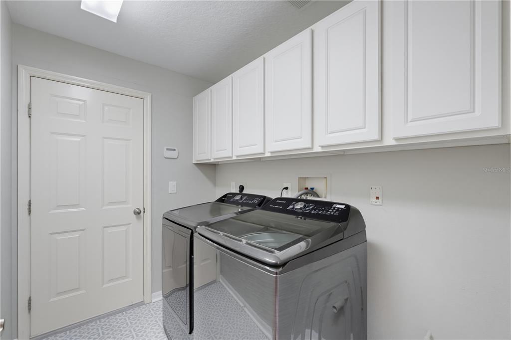 11704 Newberry Grove Loop Riverview, FL 33579 - Photo 30 of 93
