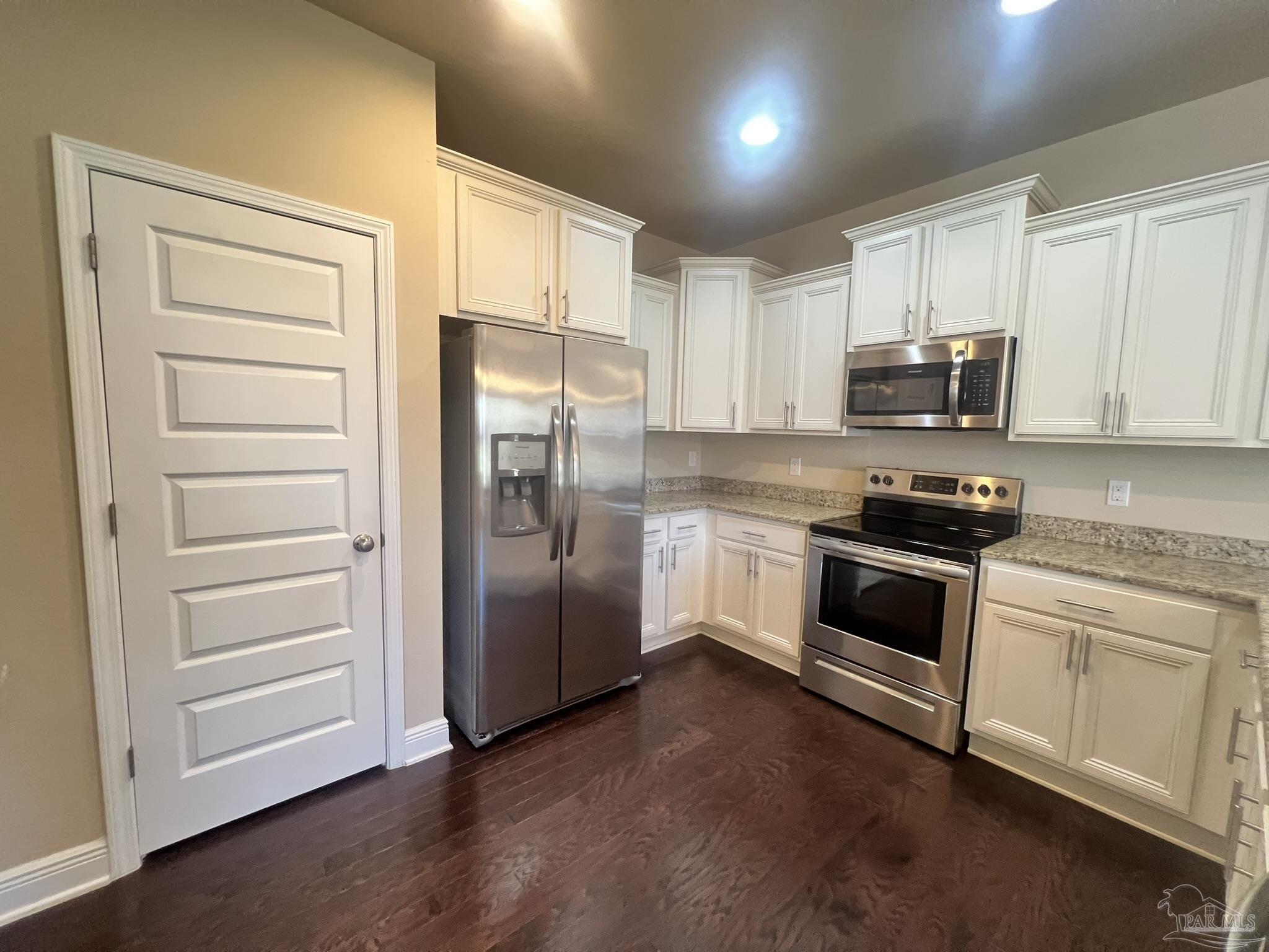 4512 Oak Orchard Circle Pace, FL 32571 - Photo 6 of 42