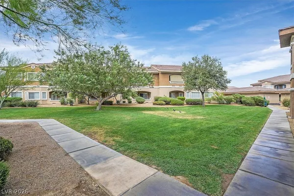$264,000 | 833 Aspen Peak Loop, Unit 121, Henderson, NV 89011